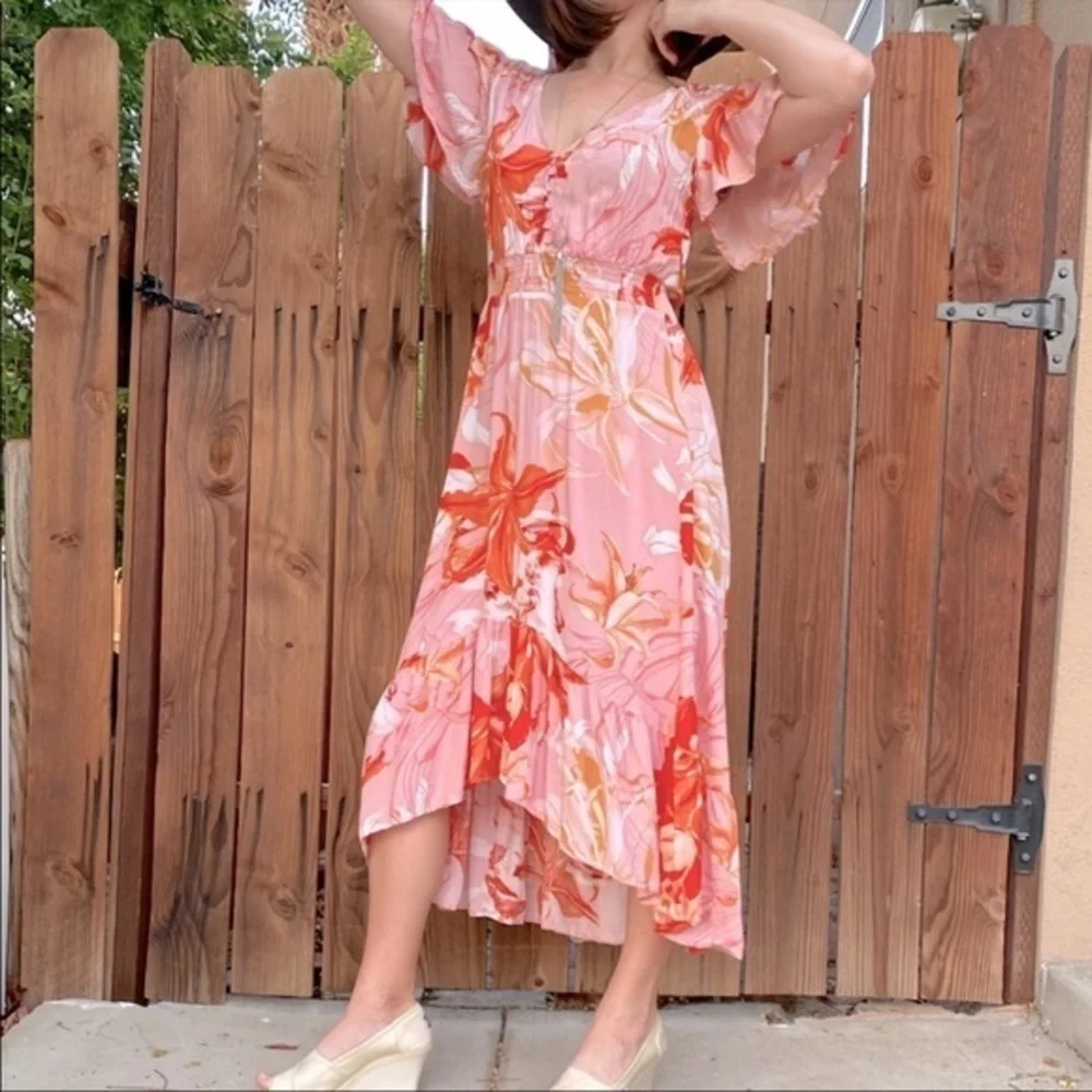 Pink Floral Lily Print High Low Maxi Dress Short Flutter Sleeve‎ Smocked Waist